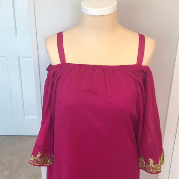Magenta off the shoulder dress. - Picture 3 of 5